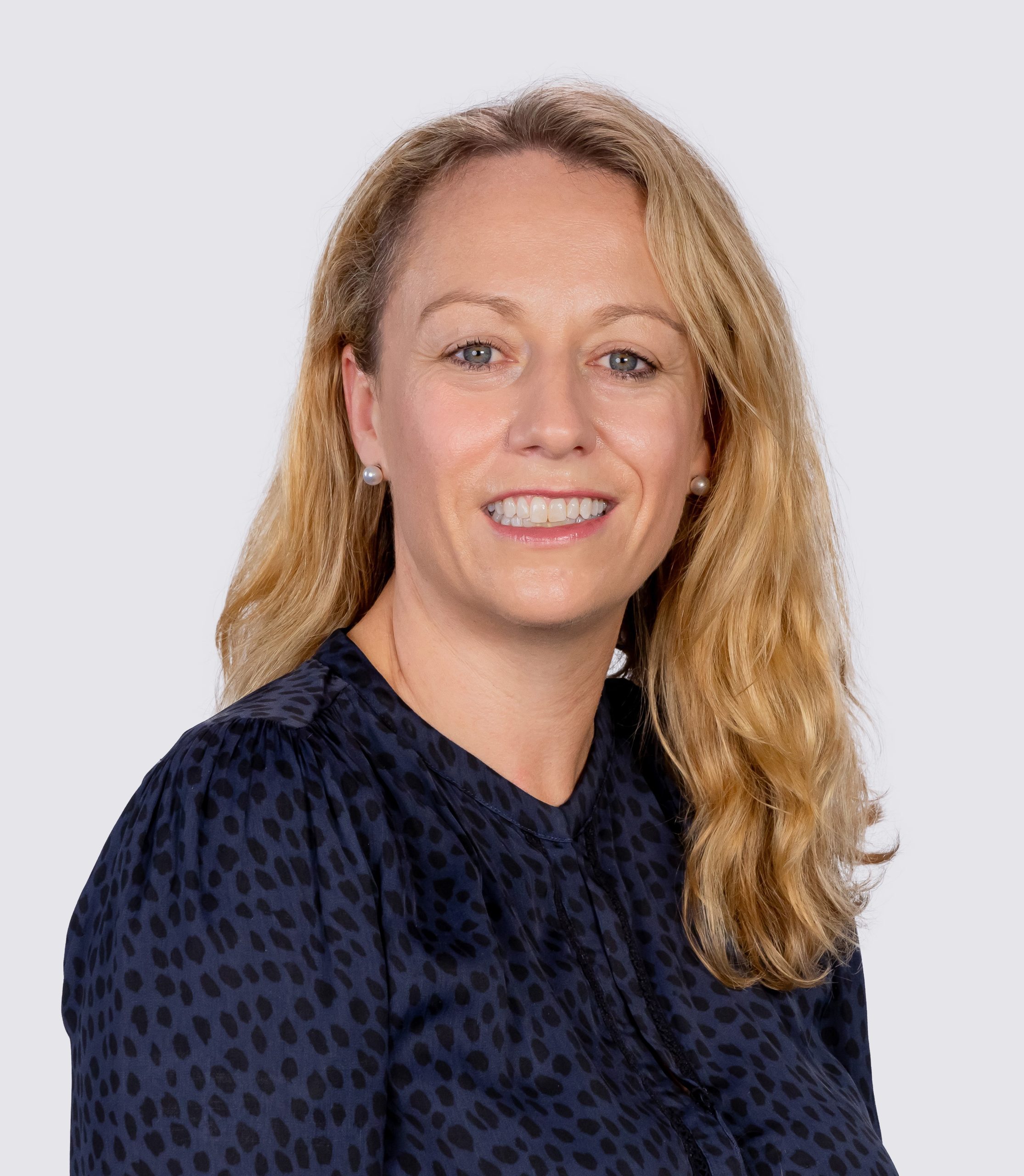 Belinda Gray headshot1